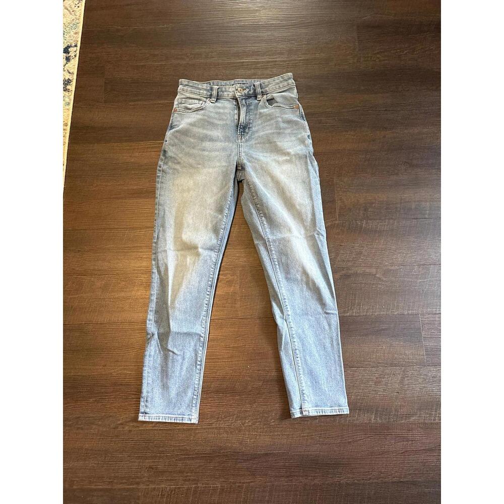 American Eagle mom jeans
